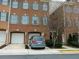 4611 Hummingbird Ln #107, Fairfax, VA