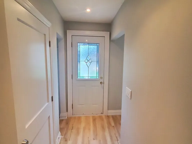40 Winston Ave #MAIN — Photo 2