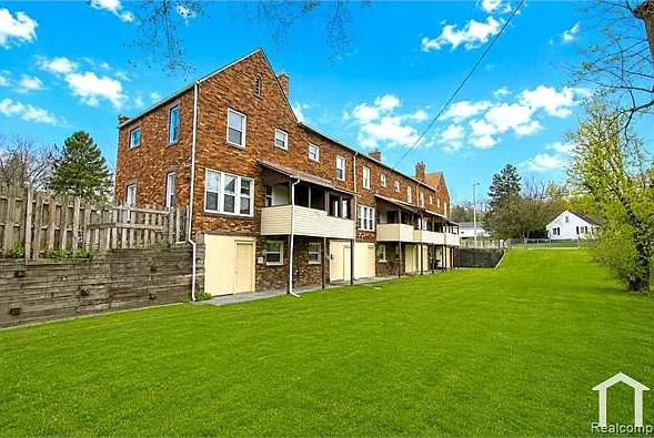 25 Maynard Ct — Photo 10