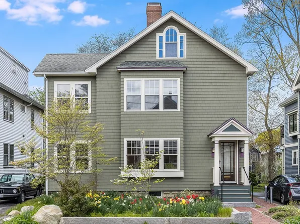 204-206 Lakeview Ave, Cambridge, MA 02138
