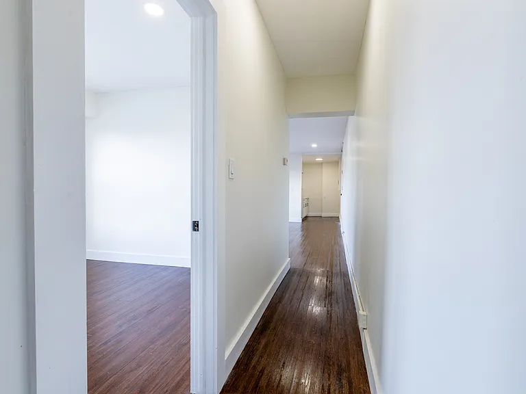 716 College Ave #1 — Photo 6