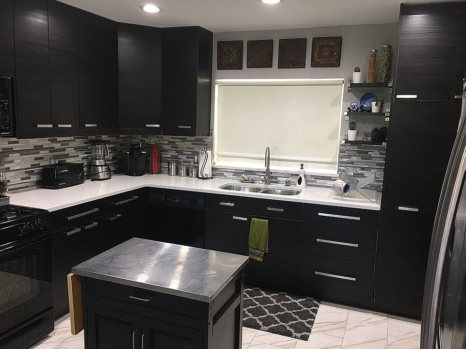 2nd image of 110 Anona Pl