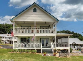 424 Country Path Way, Sevierville, TN 37862