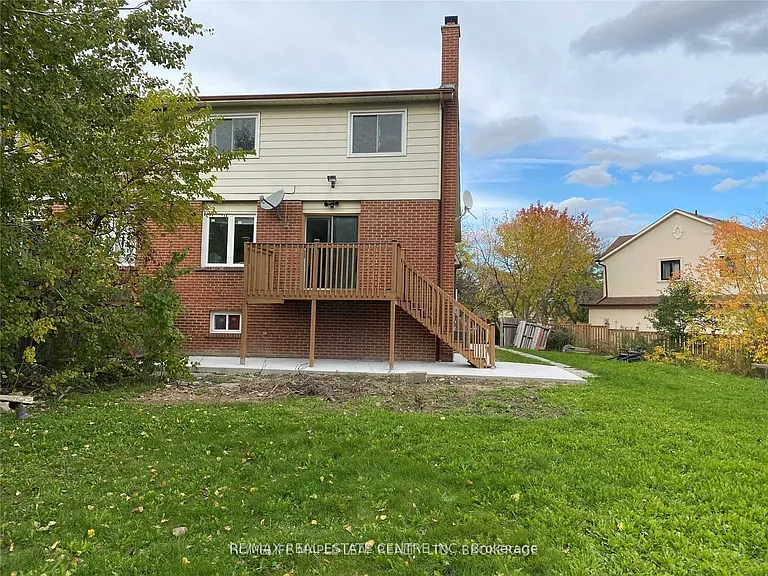 26 Foxacre Row — Photo 1