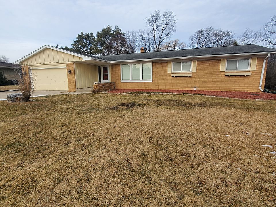 1st image of 8862 N Malibu Dr