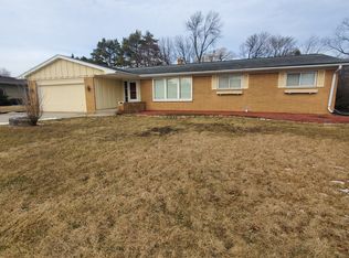 8862 N Malibu Dr, Milwaukee, WI 53217