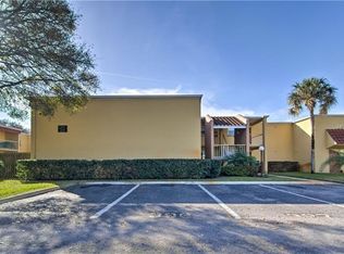 2868 Somerset Park Dr, Tampa, FL 33613