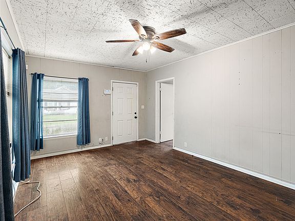 4th image of 103 Havner Ave