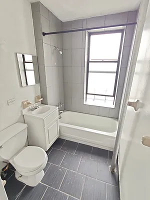 Rented by Signature Property Realty | media 4