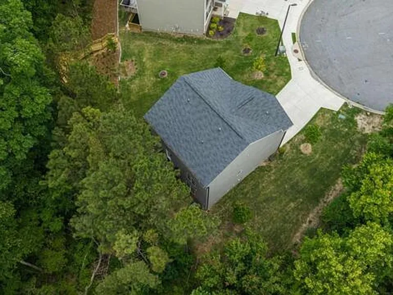 1253 Richmond Ct SE — Photo 43