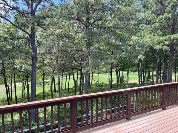 22 Martin Cir Unit 22, Plymouth, MA 02360