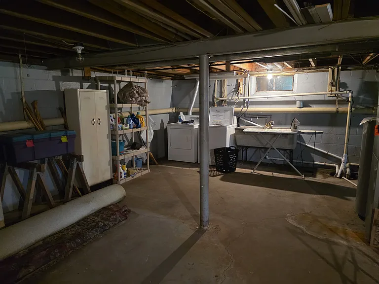 32 Mercedes Dr — Photo 22