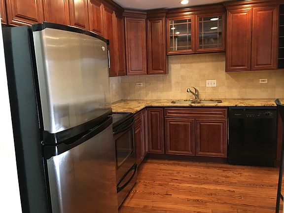 4th image of 6525 N Nashville Ave