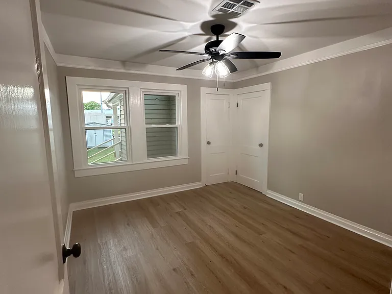 35 Good Hope St — Photo 4