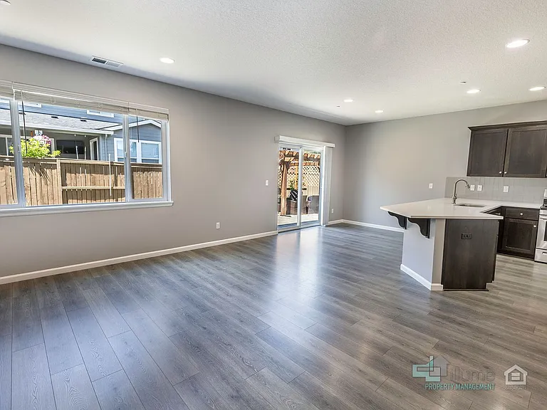 9729 SW 172nd Ave — Photo 16