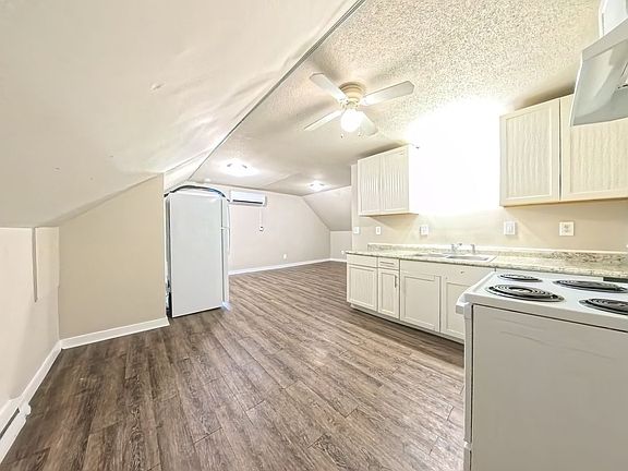 4th image of 202 W Marion St #6