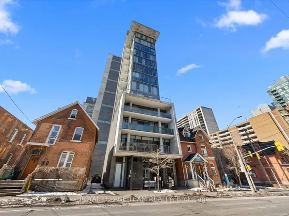 224 Lyon St N, Ottawa, ON