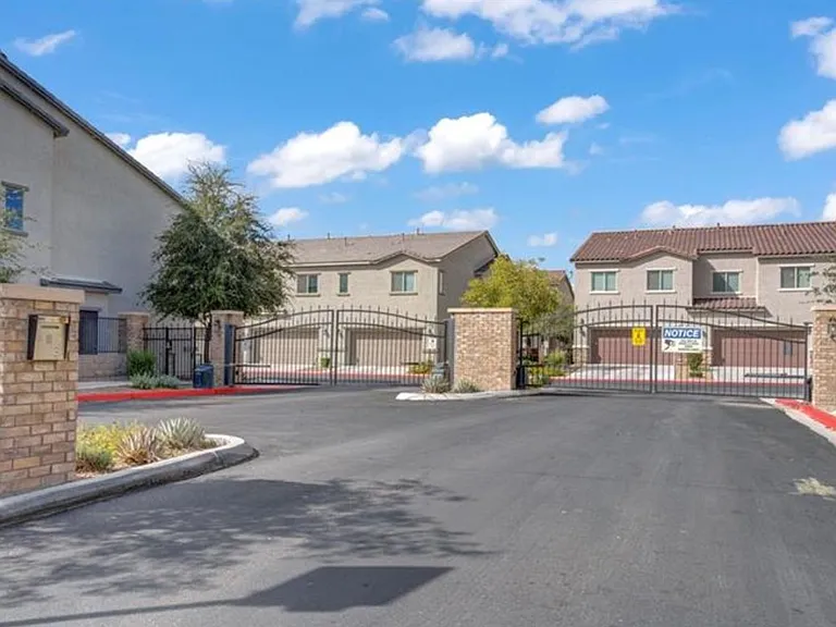 6510 Silver Estates Ave — Photo 24
