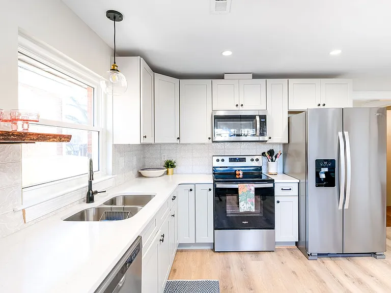 624 Maury Ave — Photo 15