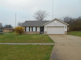 423 Timber Hill Dr, Hamilton, OH 45013