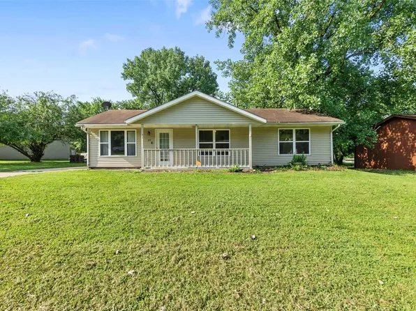 45 Green Acres St, Cape Girardeau, MO 63701