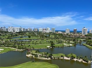 Turnberry On The Green, Aventura, FL 33180
