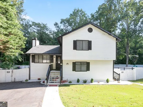 4787 Greenway Rd, Norcross, GA 30071