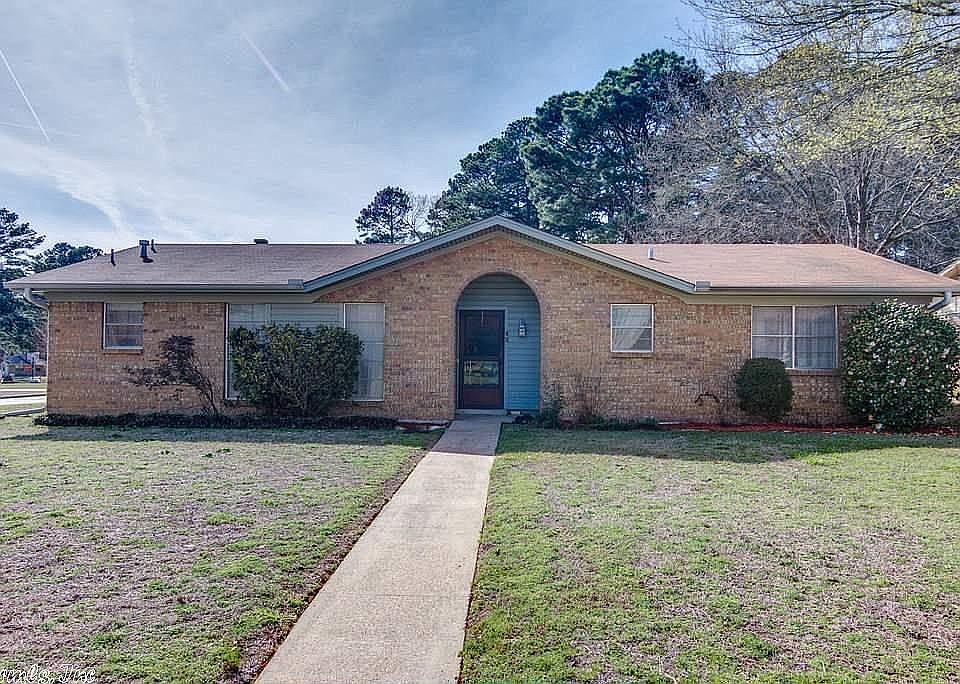 1st image of 43 Holly Ln