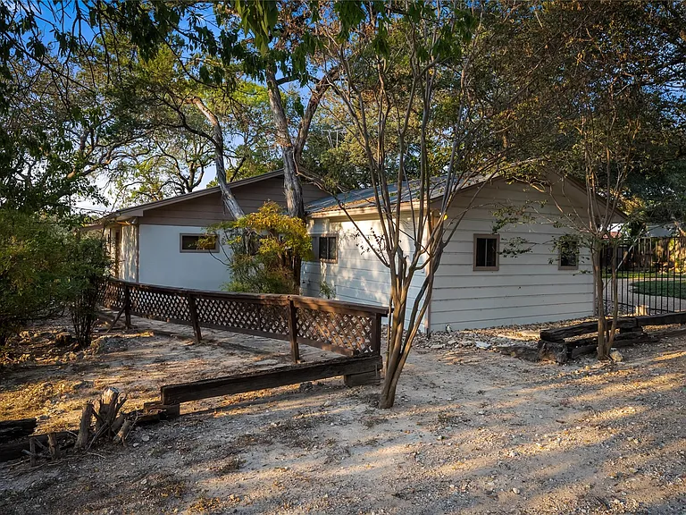 16020 Pool Canyon Rd — Photo 3