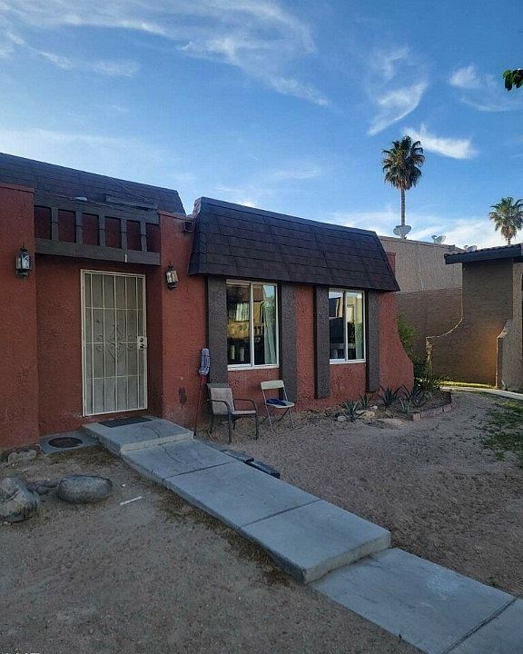 2nd image of 4634 Grand Dr Unit 1