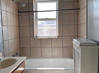 7450 S Oglesby Ave APT 2, Chicago, IL 60649