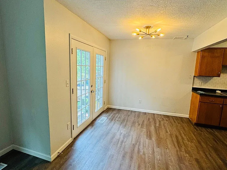 255 N Michigan St #90 — Photo 3