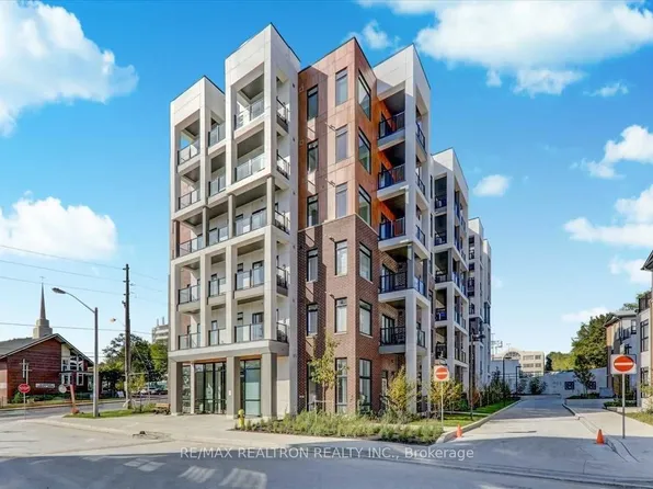 160 Canon Jackson Dr, Toronto, ON