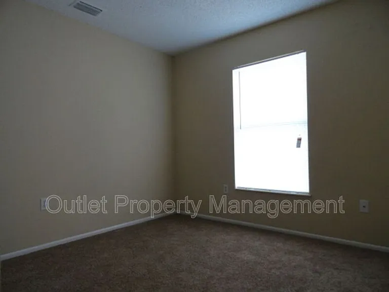 7526 University Garden Dr — Photo 10