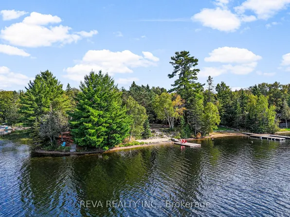 32 Lake View Ln, Faraday, ON K0L 1C0
