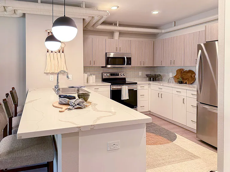 Jade Studio - Kitchen