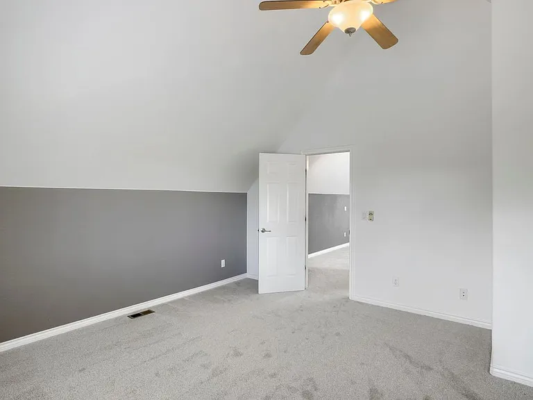 2250 N Washington St — Photo 22