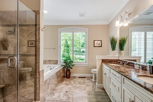 17 Ivana Dr #17 — Photo 26