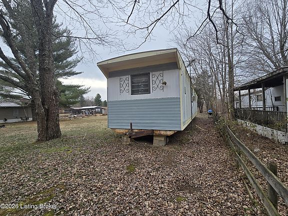 3rd image of 1258 Cave Creek Rd