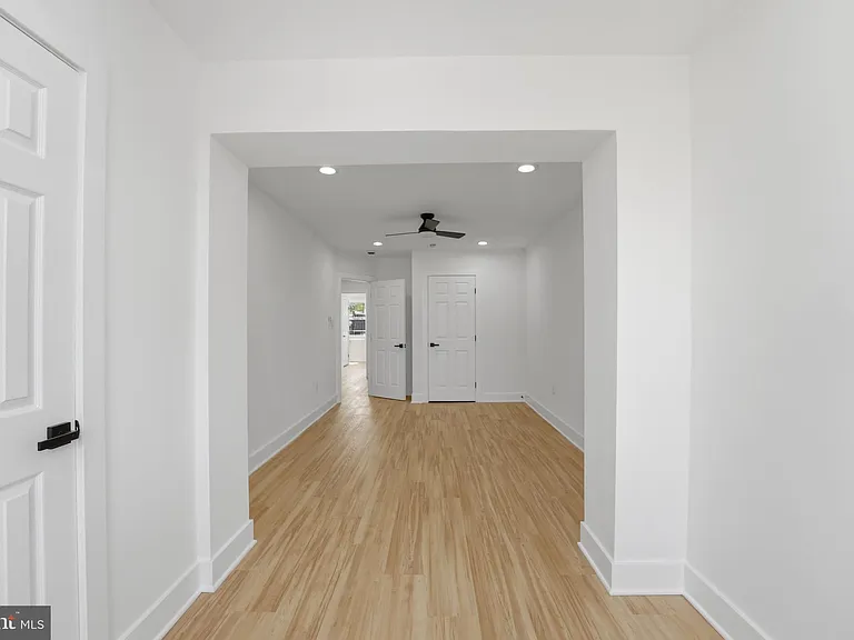 129 Hamilton St NW — Photo 29