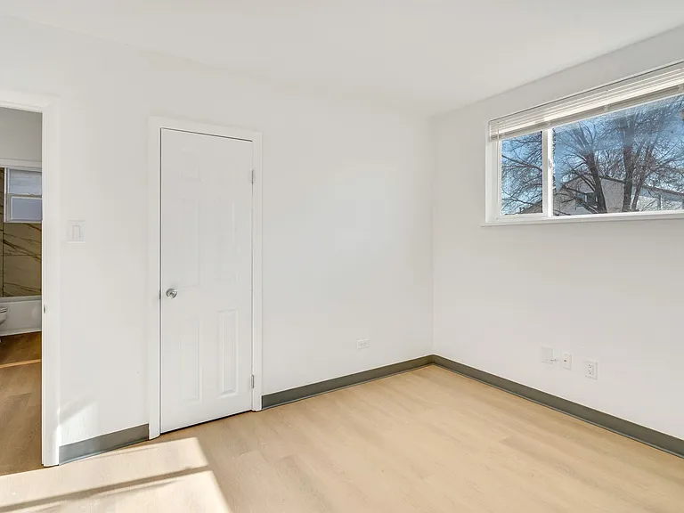 4851 W 11th Ave — Photo 23