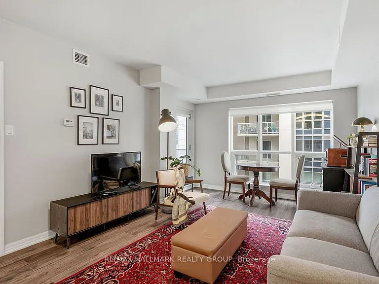 242 Rideau St #1406 — Photo 7