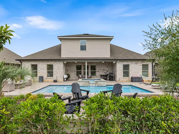 293 Blaze Blvd, Freeport, FL 32439