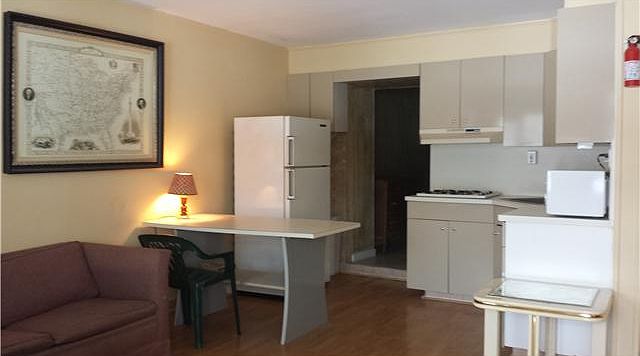1st image of 82 Linden Ave
