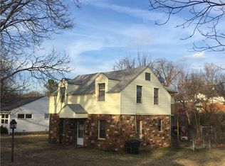 1101 N Roosevelt Ave, Sand Springs, OK 74063