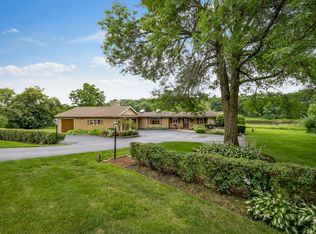 40W941 Kings Mill Rd, Campton Hills, IL