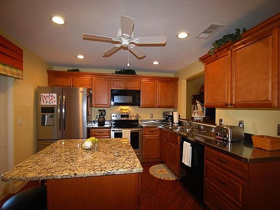 4th image of 1499 Southwind Dr