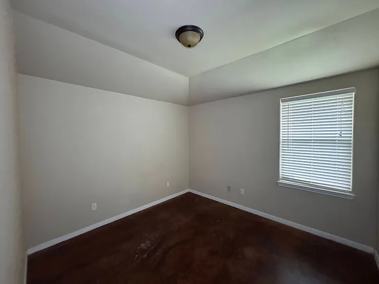 4305 Cambridge Dr — Photo 12