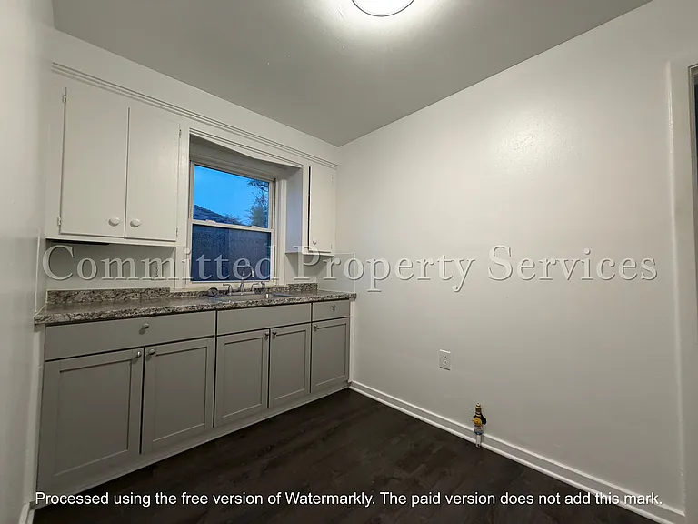 16894 Hubbell St — Photo 4