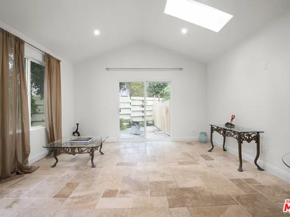 4112 Old Topanga Canyon Rd #B, Calabasas, CA 91302